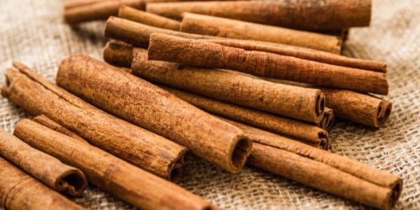 image of cinnamon sticks